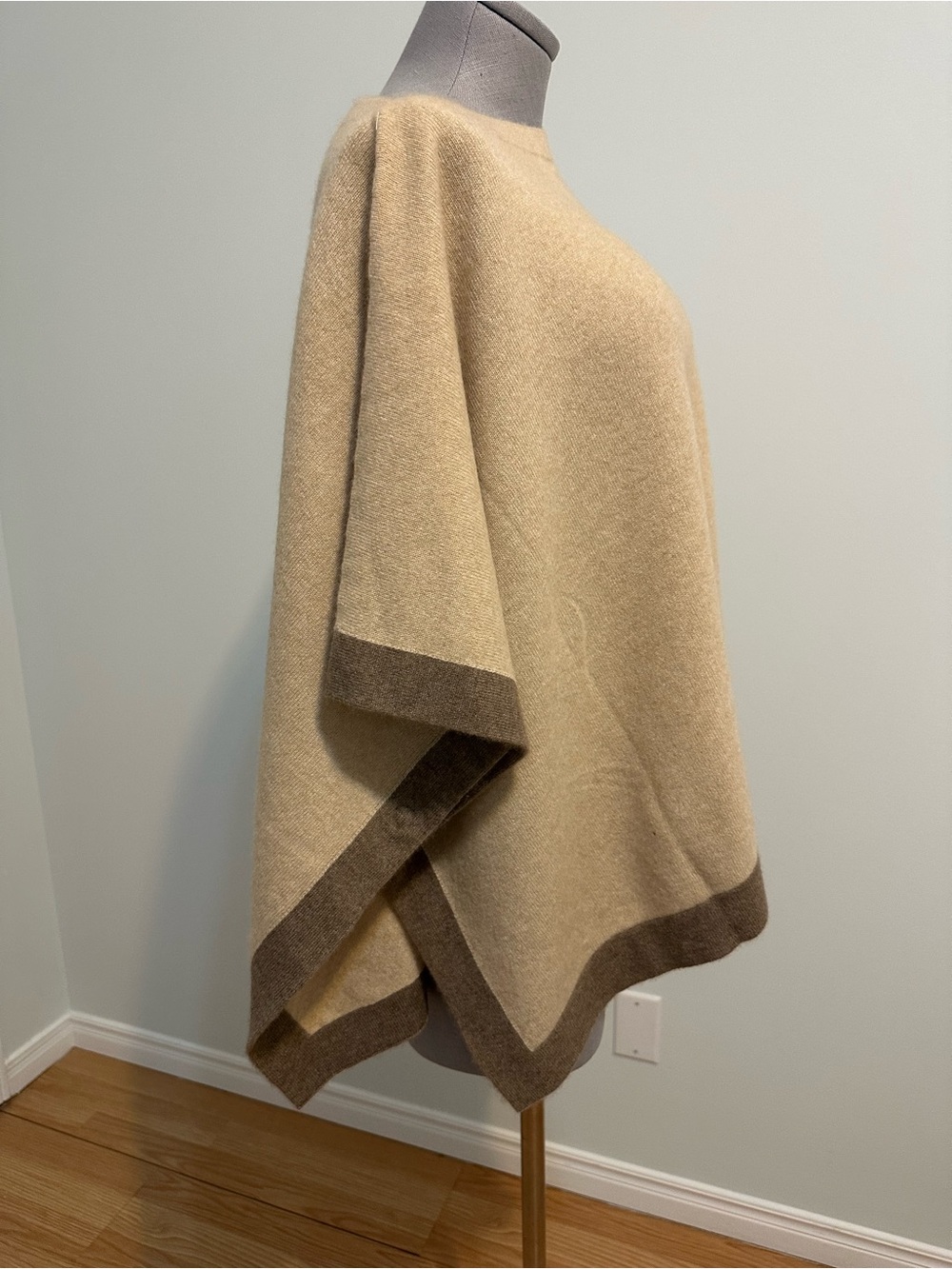 100% Mongolian Cashmere Poncho in neutral colours. Never worn. One size